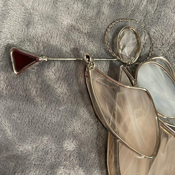 Stained glass angel sounding trumpet glass wings silver trim and halo crystal - Picture 6 of 8